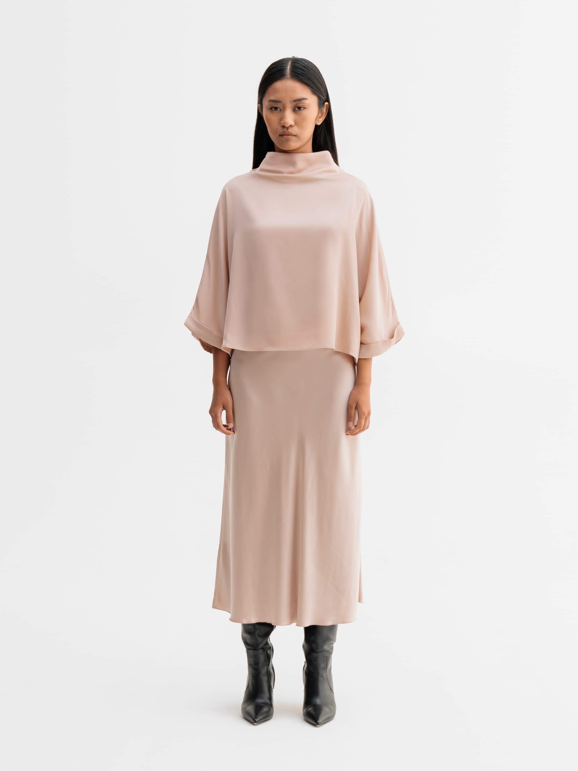 Thia silk tee dusty pink