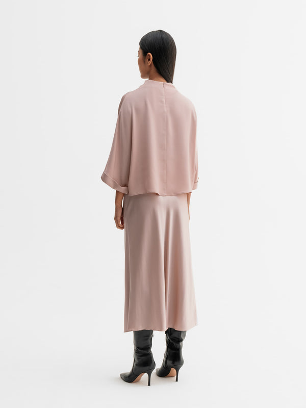 Back view of Ahlvar Gallery Thia silk tee in Dusty pink
