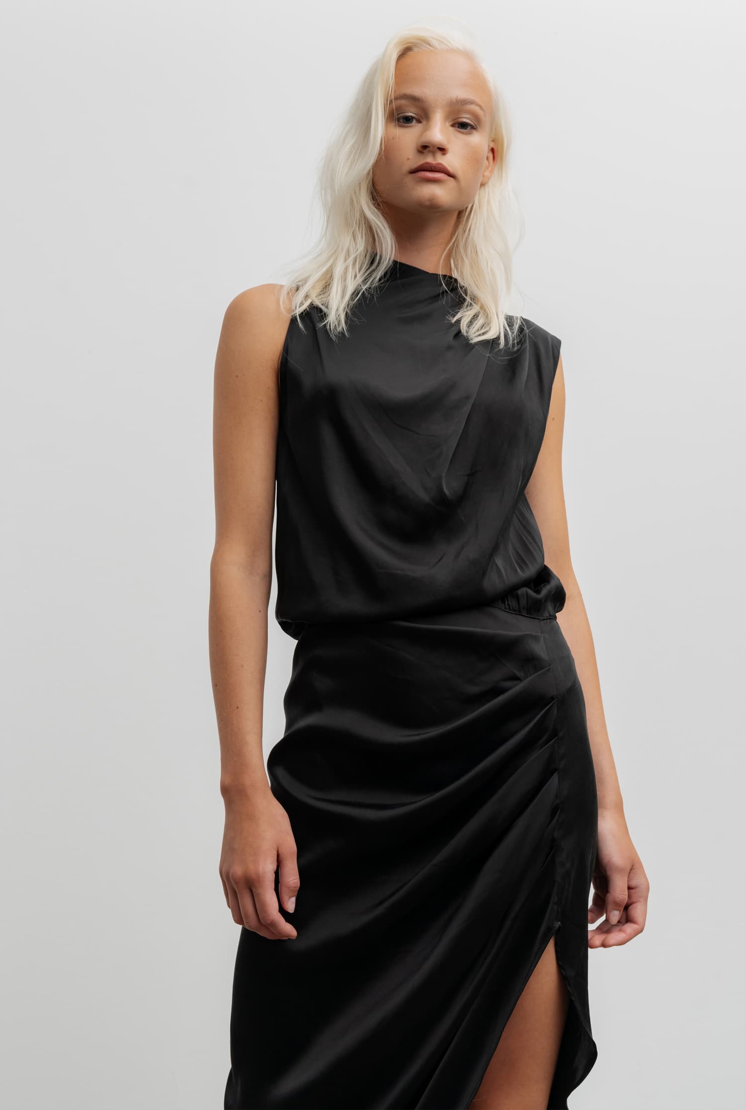 Tilda dress black