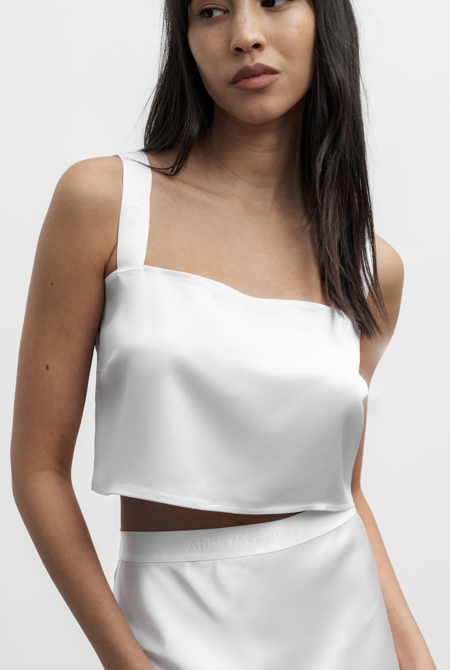 Viv satin top optic white