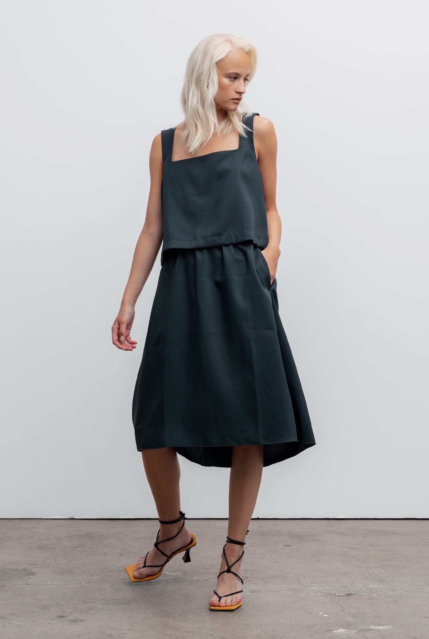 Wakana twill top deep forest