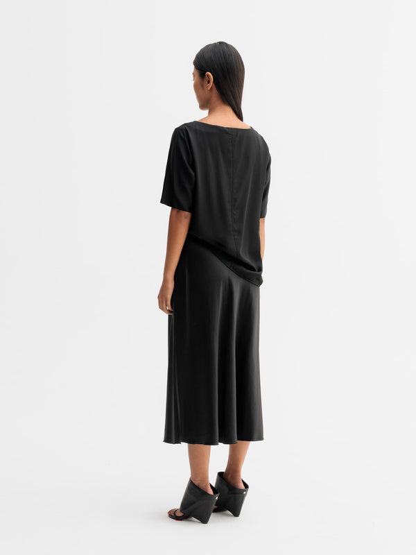 Back view of Ahlvar Gallery Yoli silk blouse in Black
