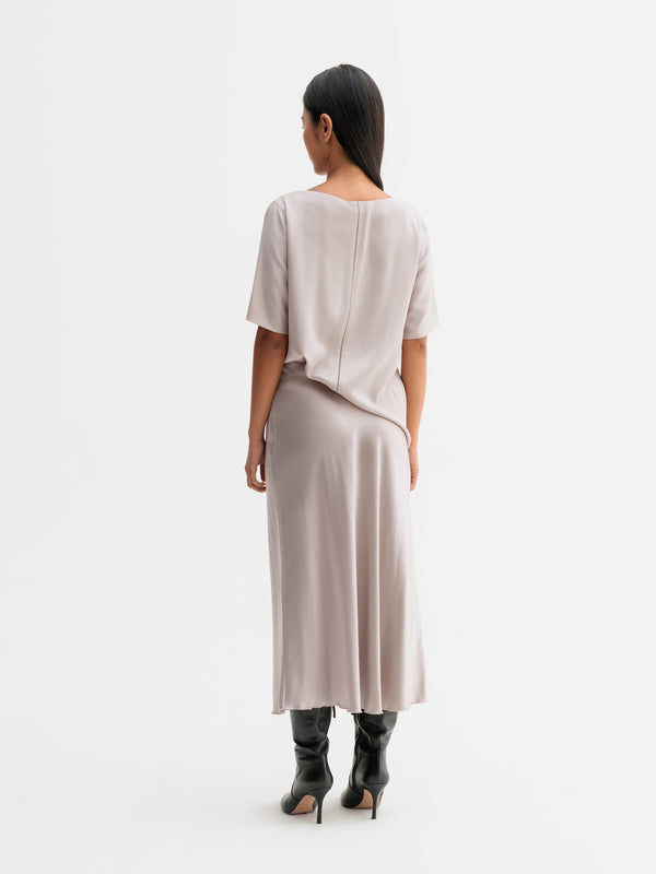 Back view of Ahlvar Gallery Yoli silk blouse in Greige
