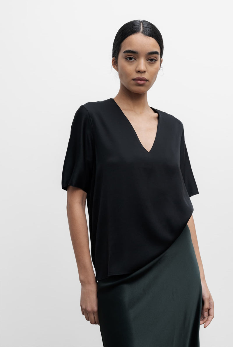 Yoli silk v-neck blouse black