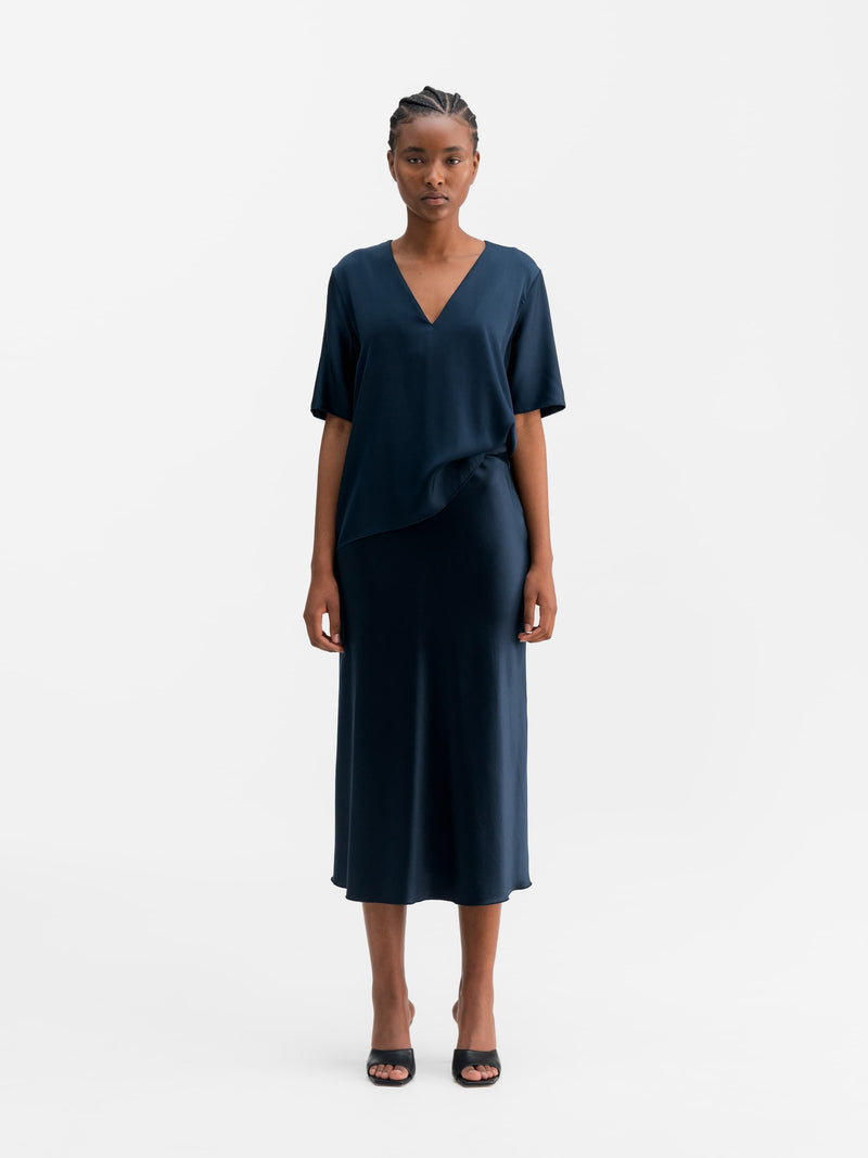 Yoli v-neck silk blouse midnight blue