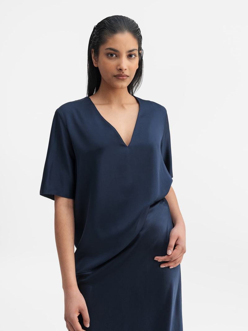 Yoli v-neck silk blouse midnight blue