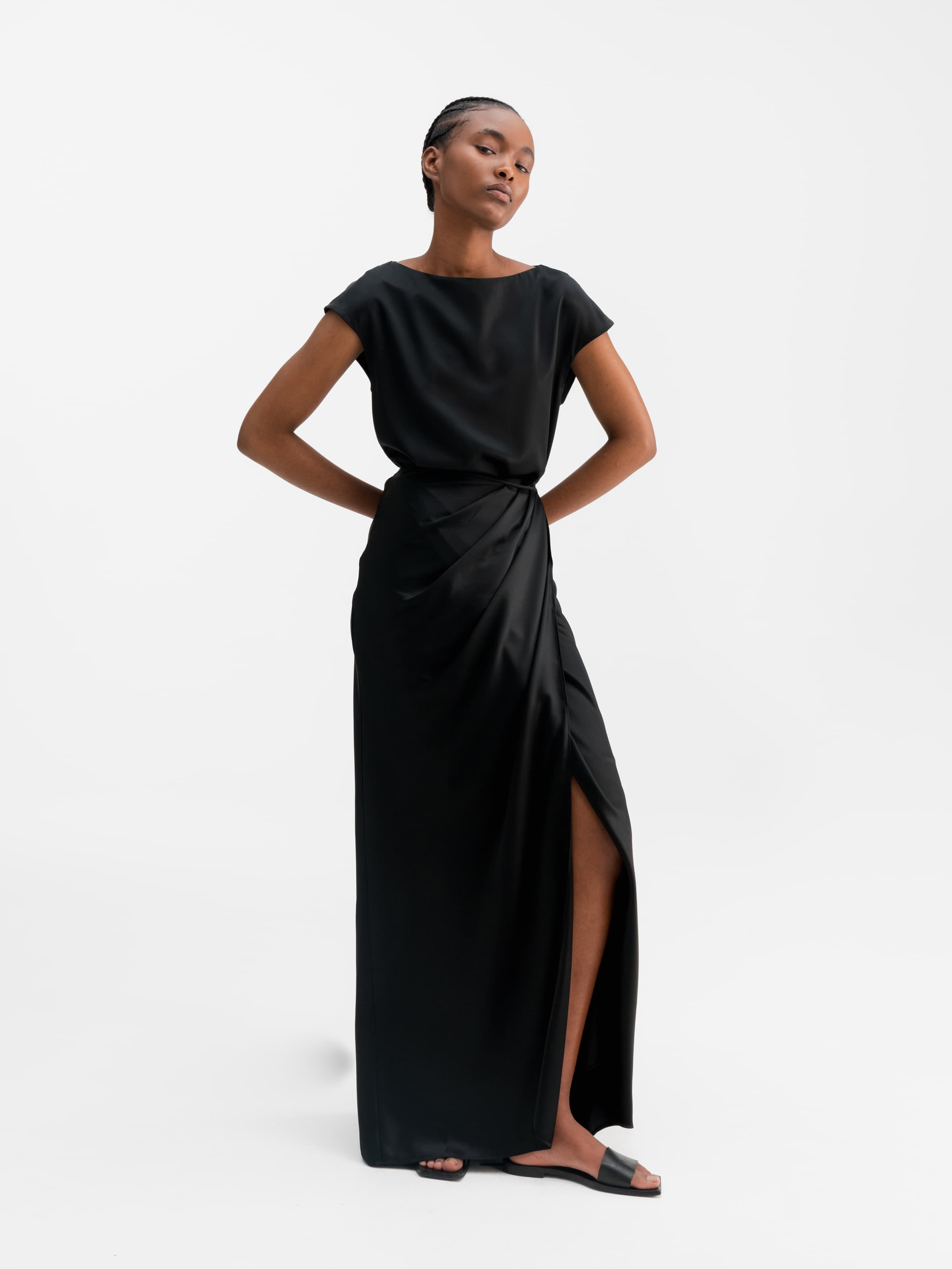 Yui satin wrap dress black