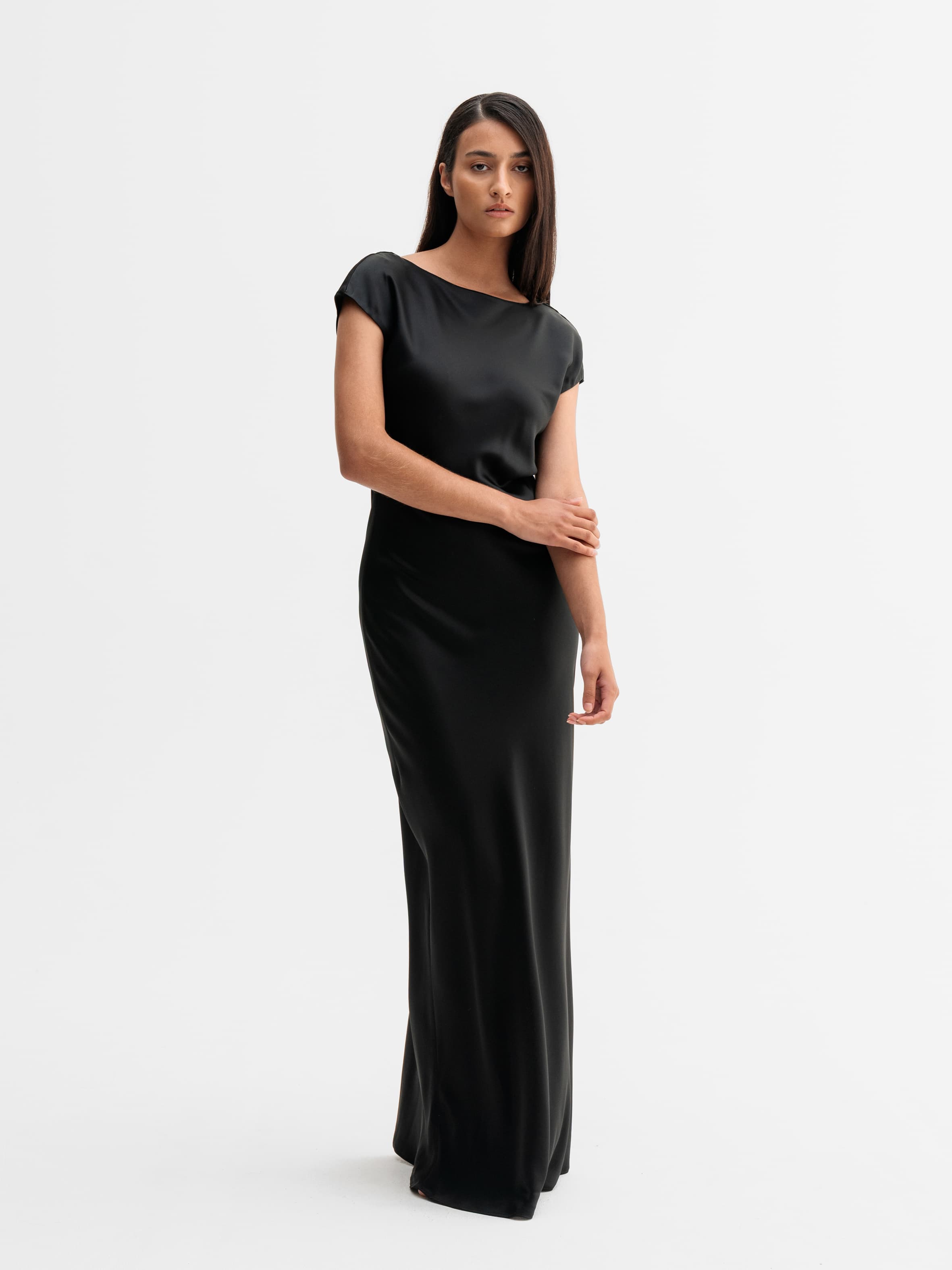 Yuni satin dress black