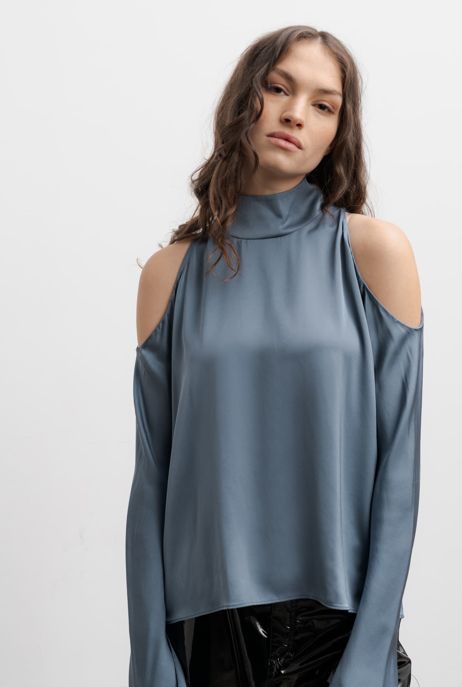 Yuri silk blouse steel blue