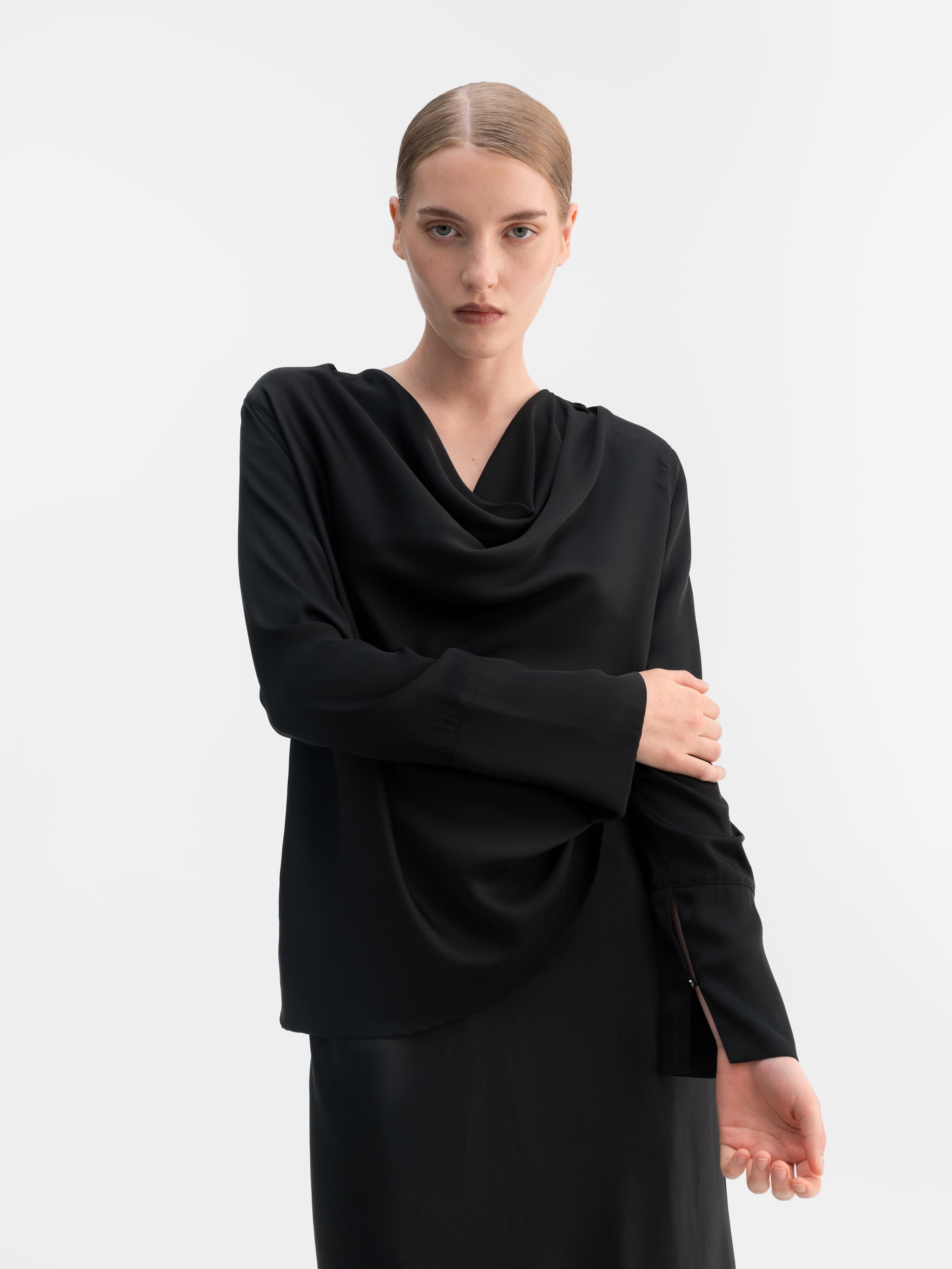 Zia silk blouse black
