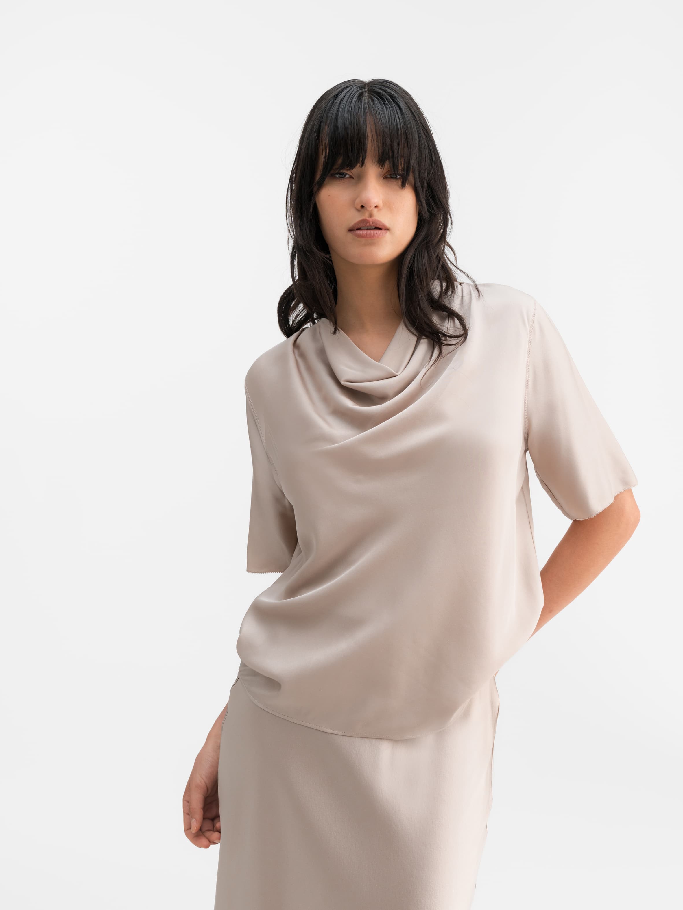 Zia silk tee greige