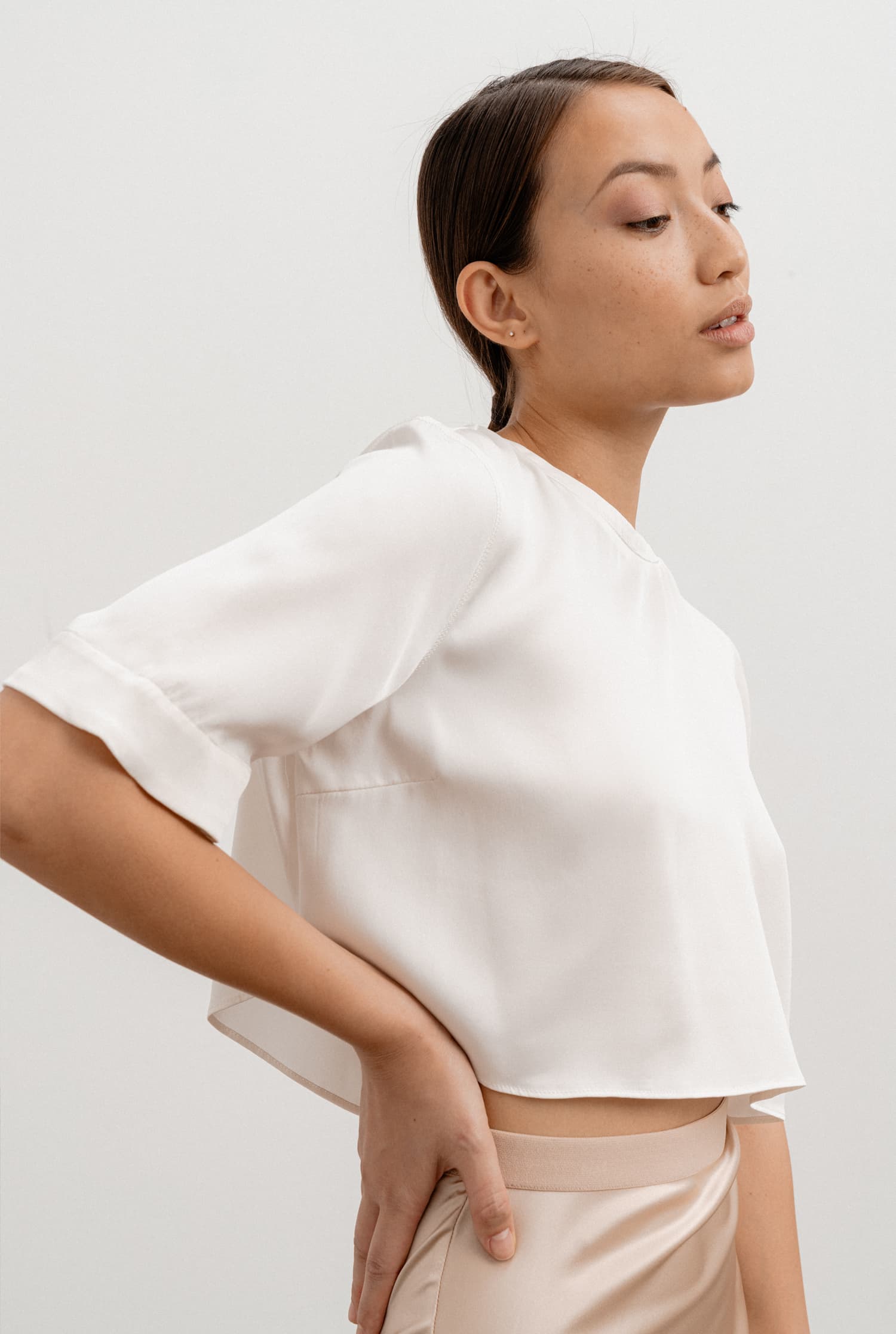 Pim cropped silk tee off-white