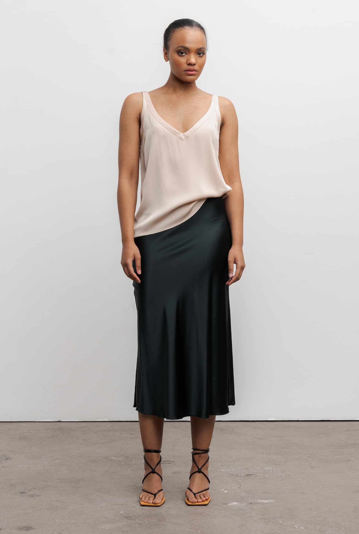 Shin silk tank powder