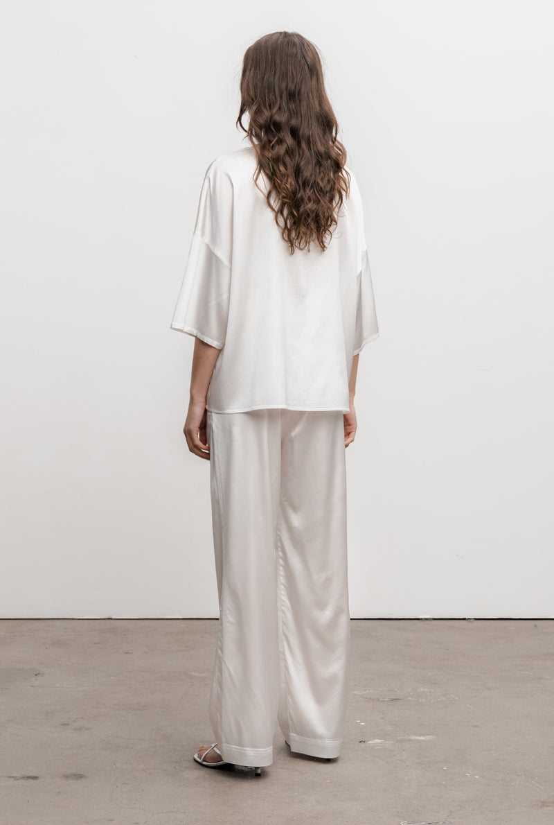 Teddy satin tee offwhite